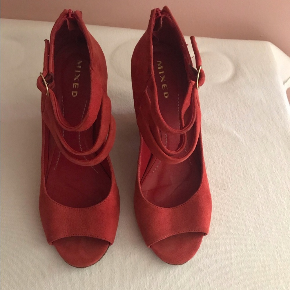 Red Women's Shoes